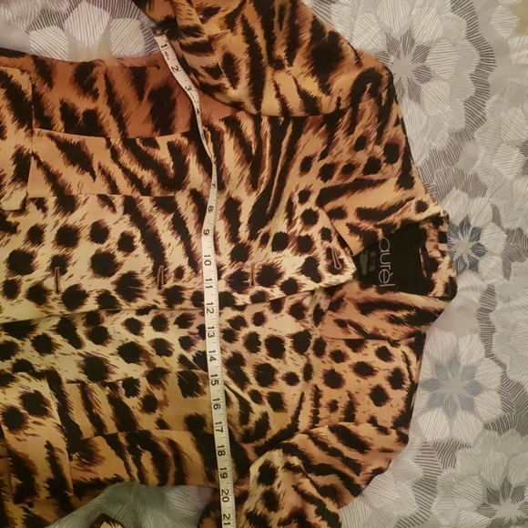 Laurel Cheetah Print Blazer - Picture 5 of 7